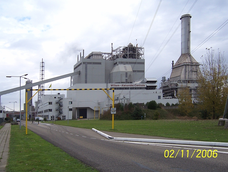 100_1007.jpg - 2 november 2006: 't Nut bezoekt Nuon Power Buggenum en RWE Power Tagebau Garzweiler