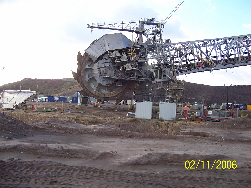 100_1019.jpg - 2 november 2006: 't Nut bezoekt Nuon Power Buggenum en RWE Power Tagebau Garzweiler