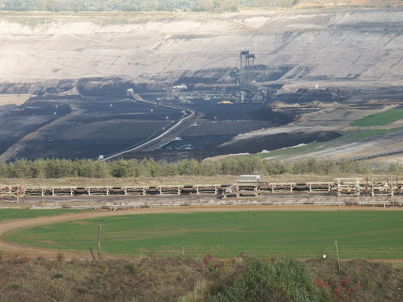 100_1023.jpg - 2 november 2006: 't Nut bezoekt Nuon Power Buggenum en RWE Power Tagebau Garzweiler